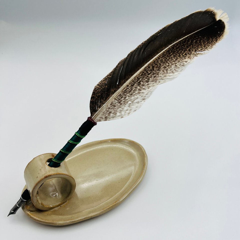 Quill Stand